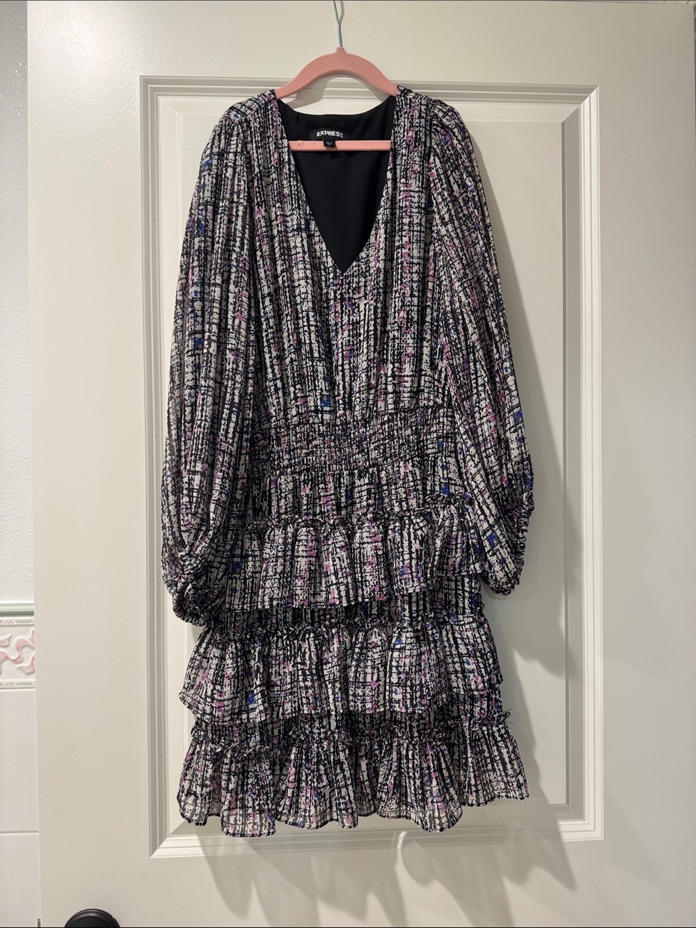 Women’s ruffle mini long sleeve dress